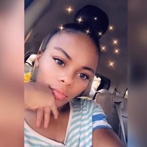 Meet your Posher, Raee